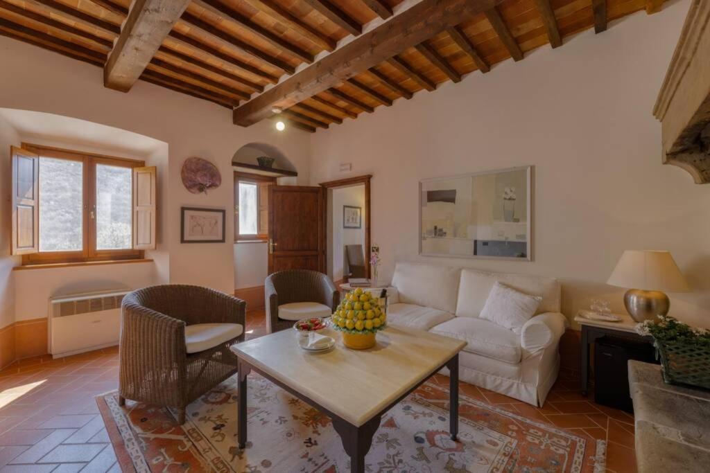 Borgo San Pietro In Polvano ภายนอก รูปภาพ
