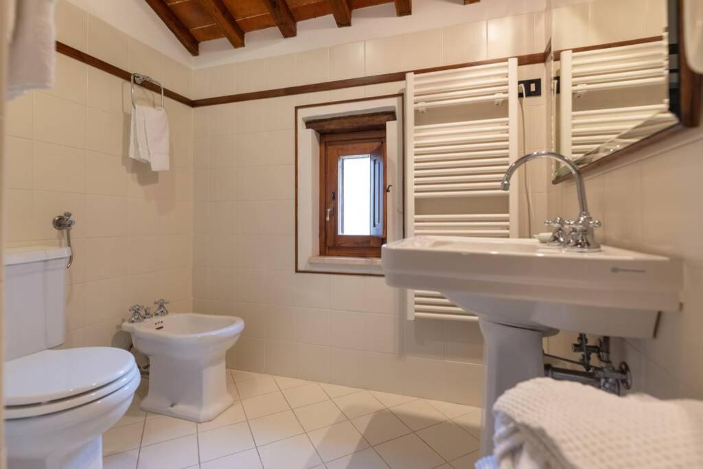 Borgo San Pietro In Polvano ภายนอก รูปภาพ